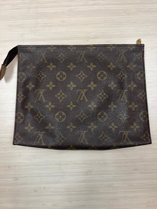 LOUIS VUITTON TOILETRY 26