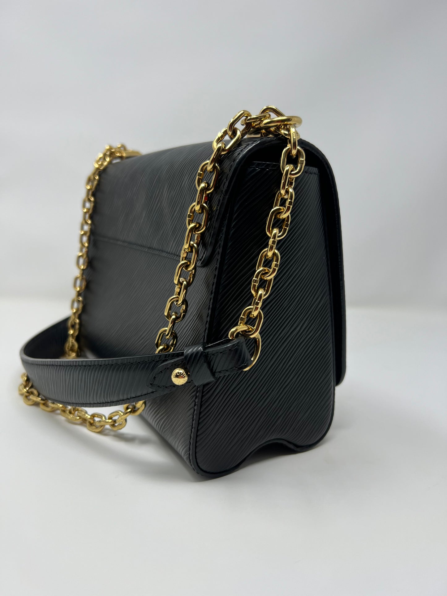 LOUIS VUITTON EPI TWIST MM SHOULDER BAG