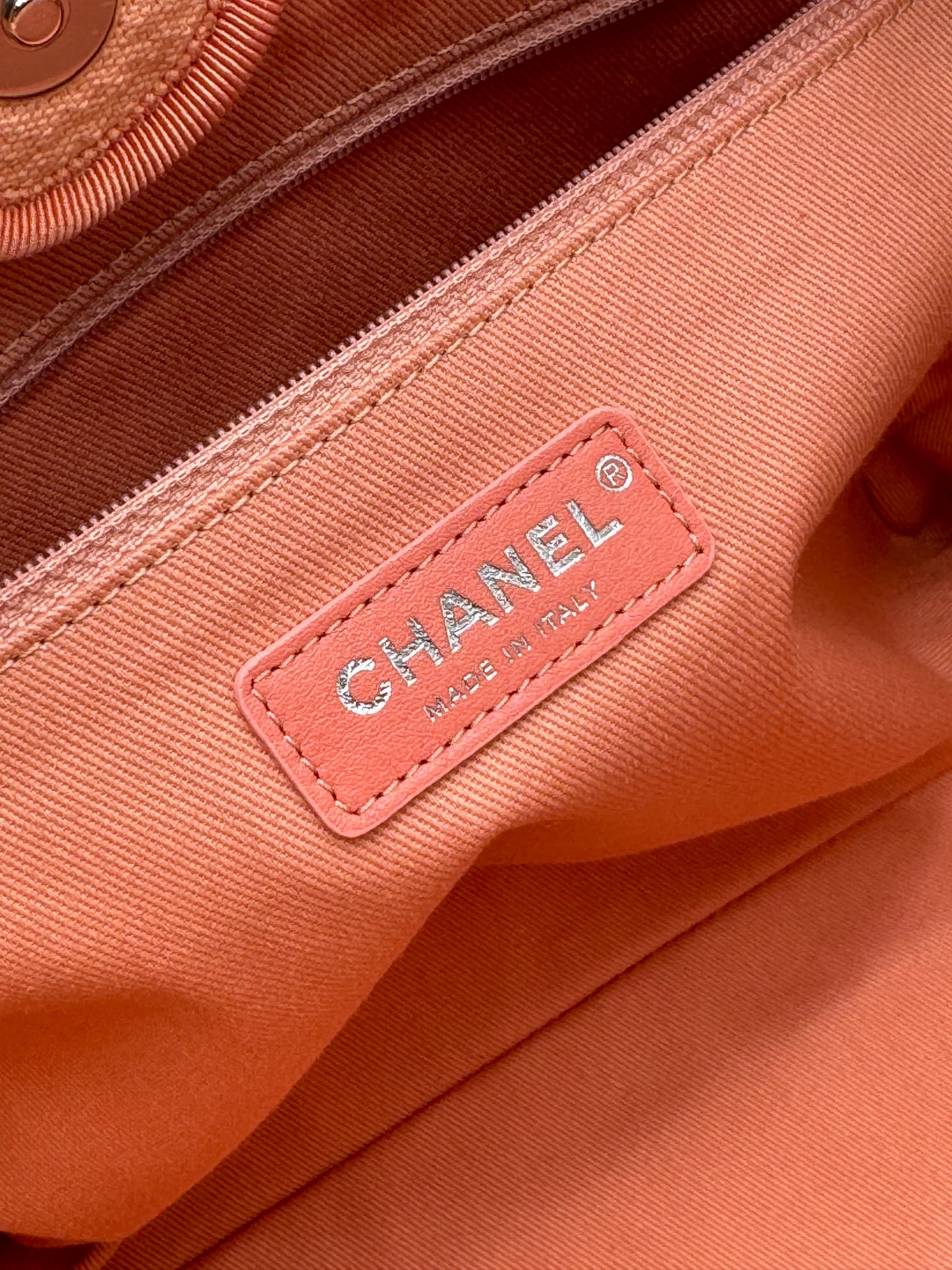 CHANEL DEAUVILLE SMALL SIZE SALMON COLOR MIXED FIBERS TOTE