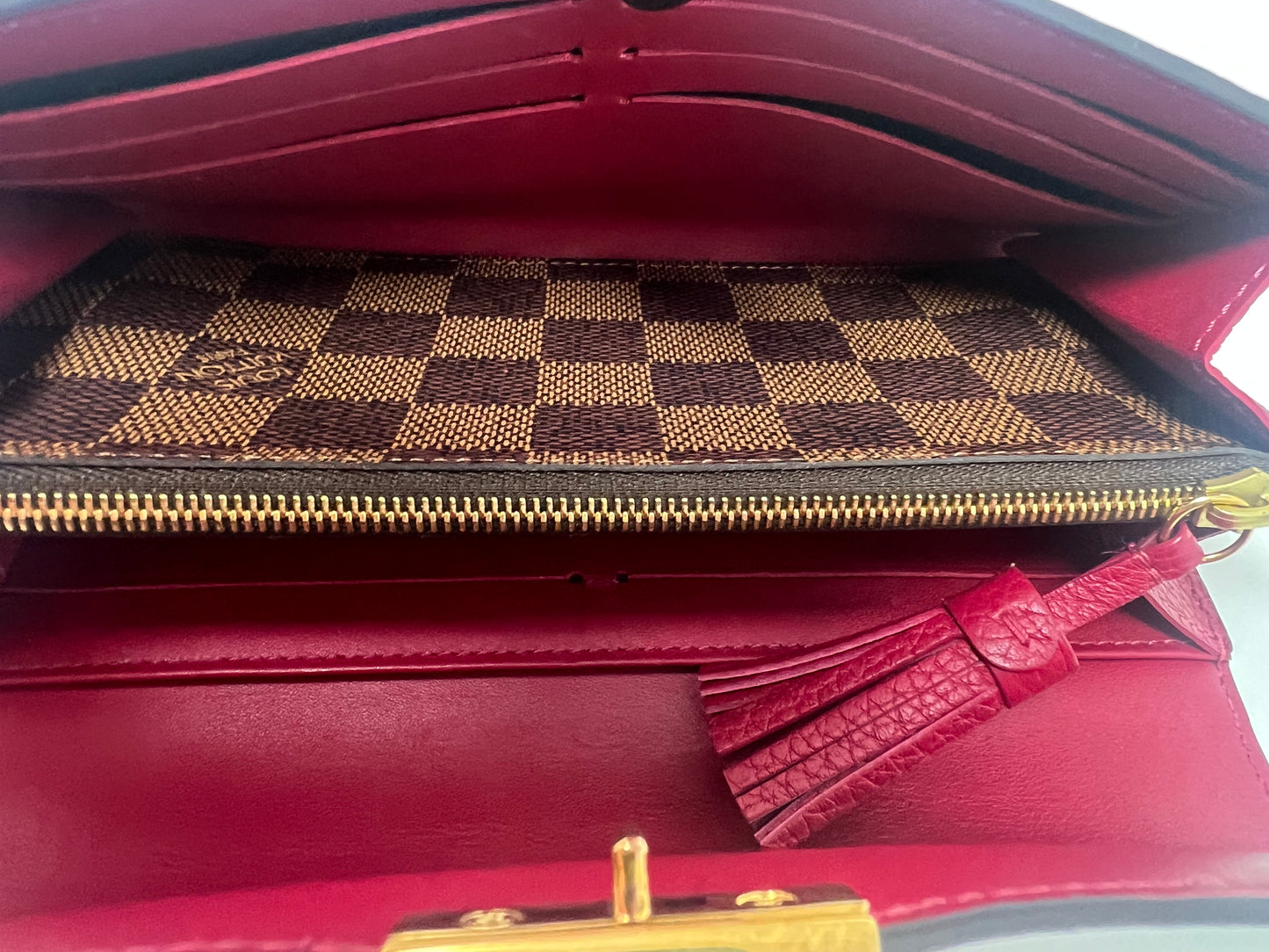 LOUIS VUITTON WALLET