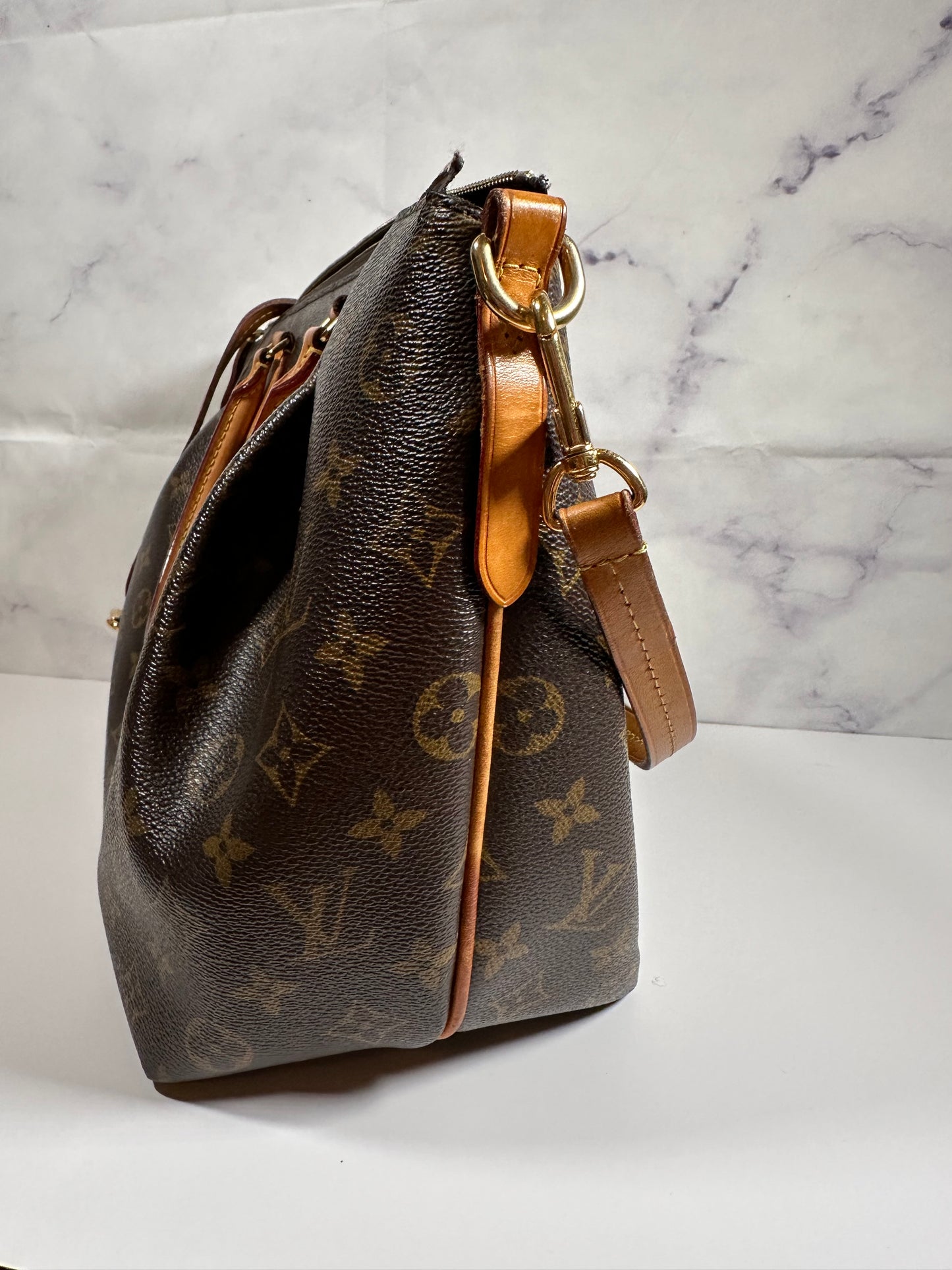 LOUIS VUITTON TURENNE