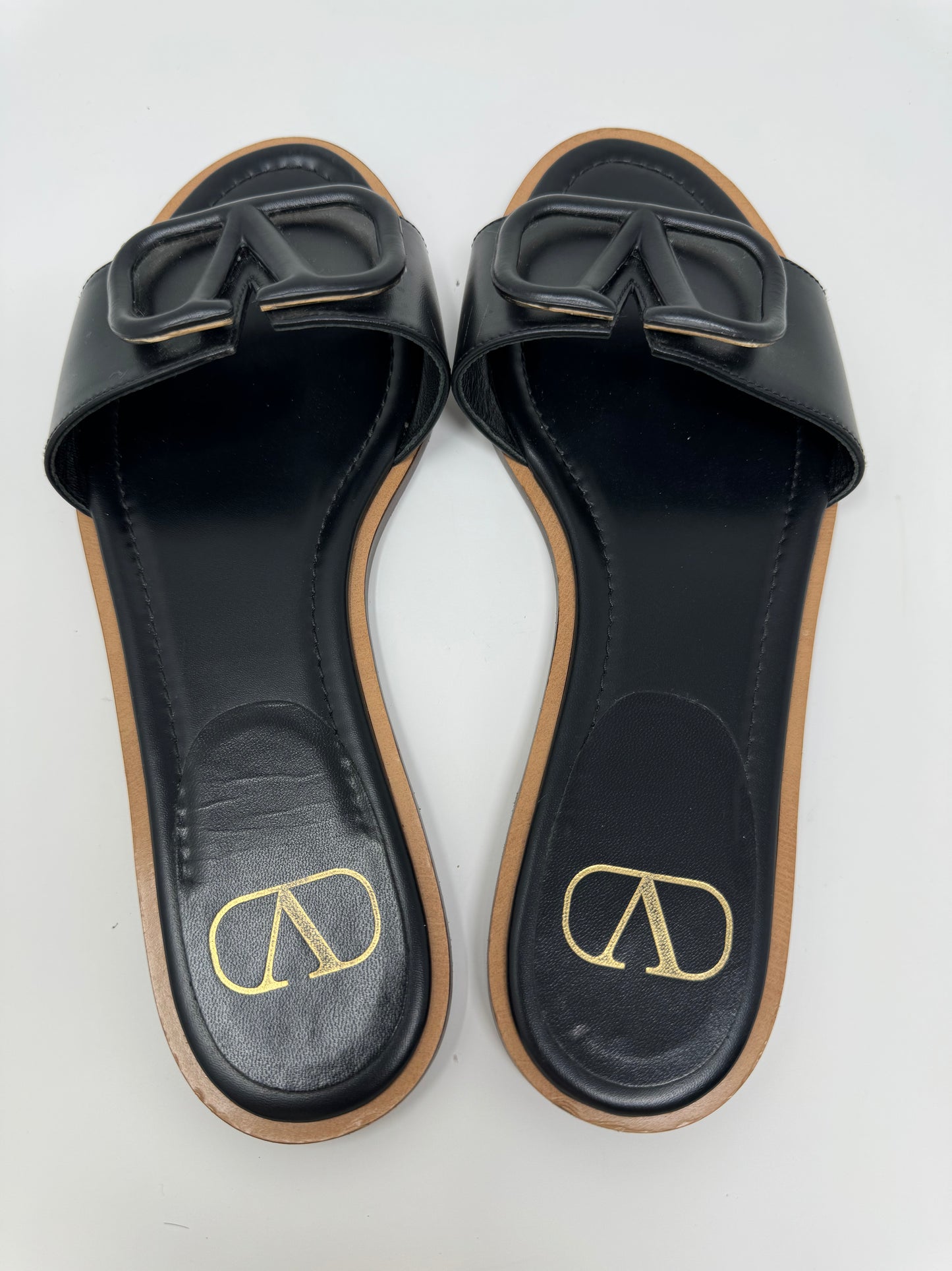 VALENTINO SLIDES SIZE 36.5