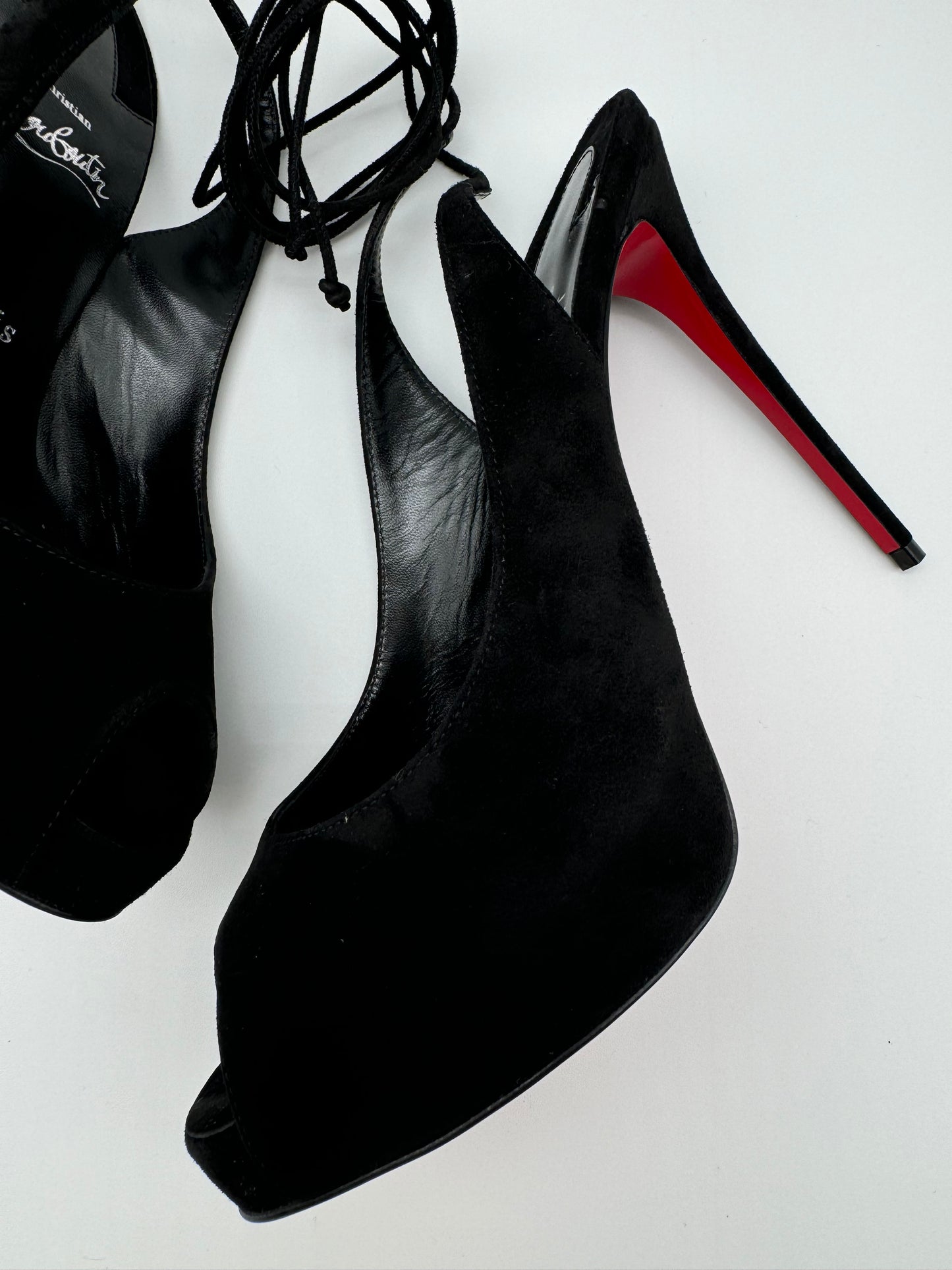 CHRISTIAN LOUBOUTIN SIZE 9 BLACK FULL SET (BRAND NEW!)