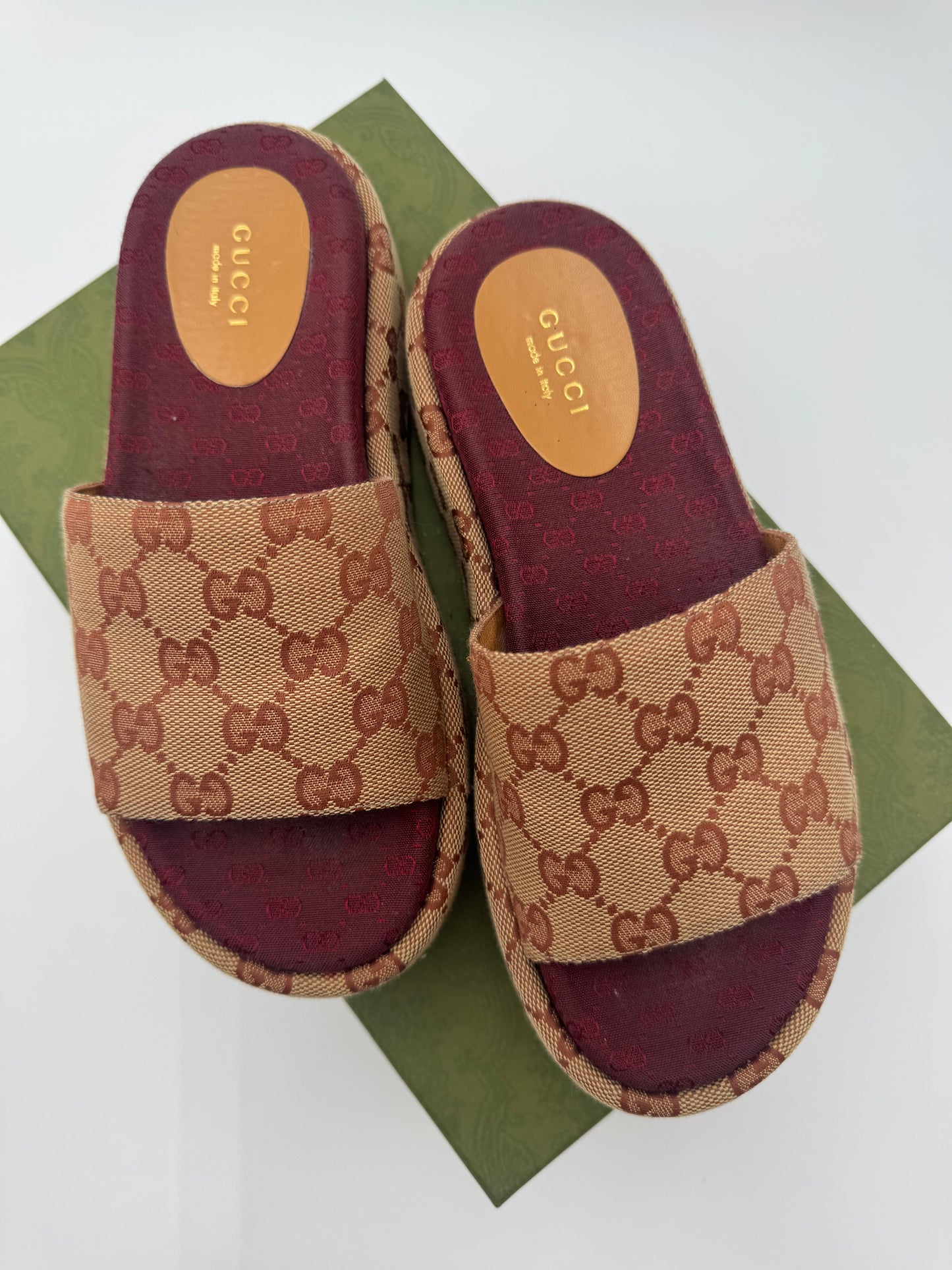 GUCCI PLATFORM SLIDES SANDALS