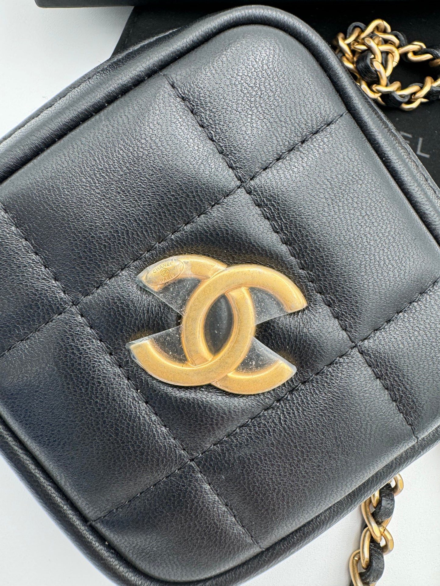 CHANEL MINI DIAMOND CROSSBODY