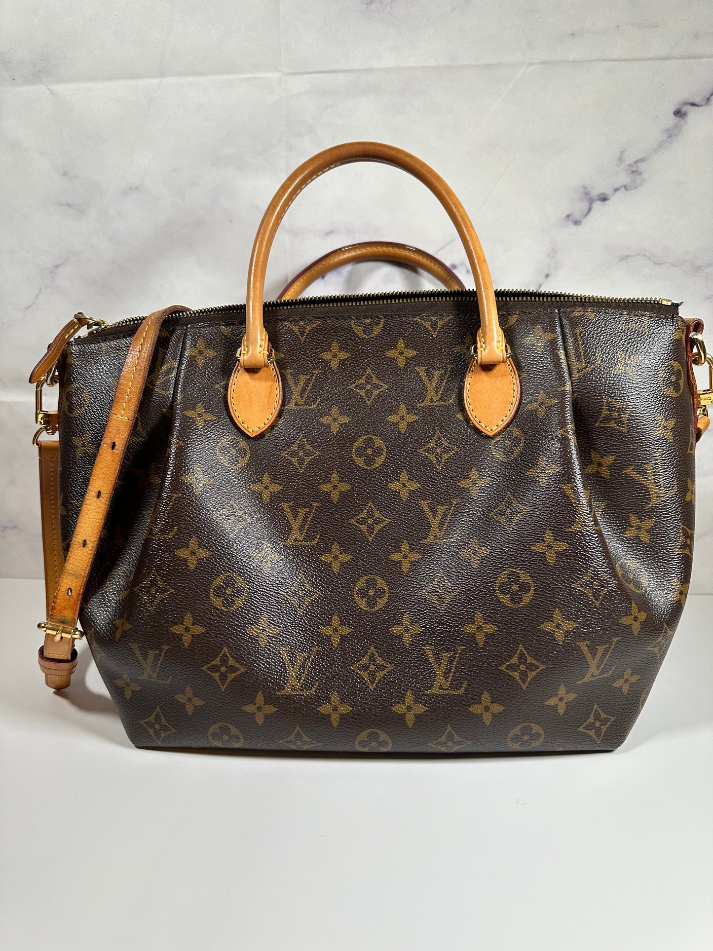 LOUIS VUITTON TURENNE