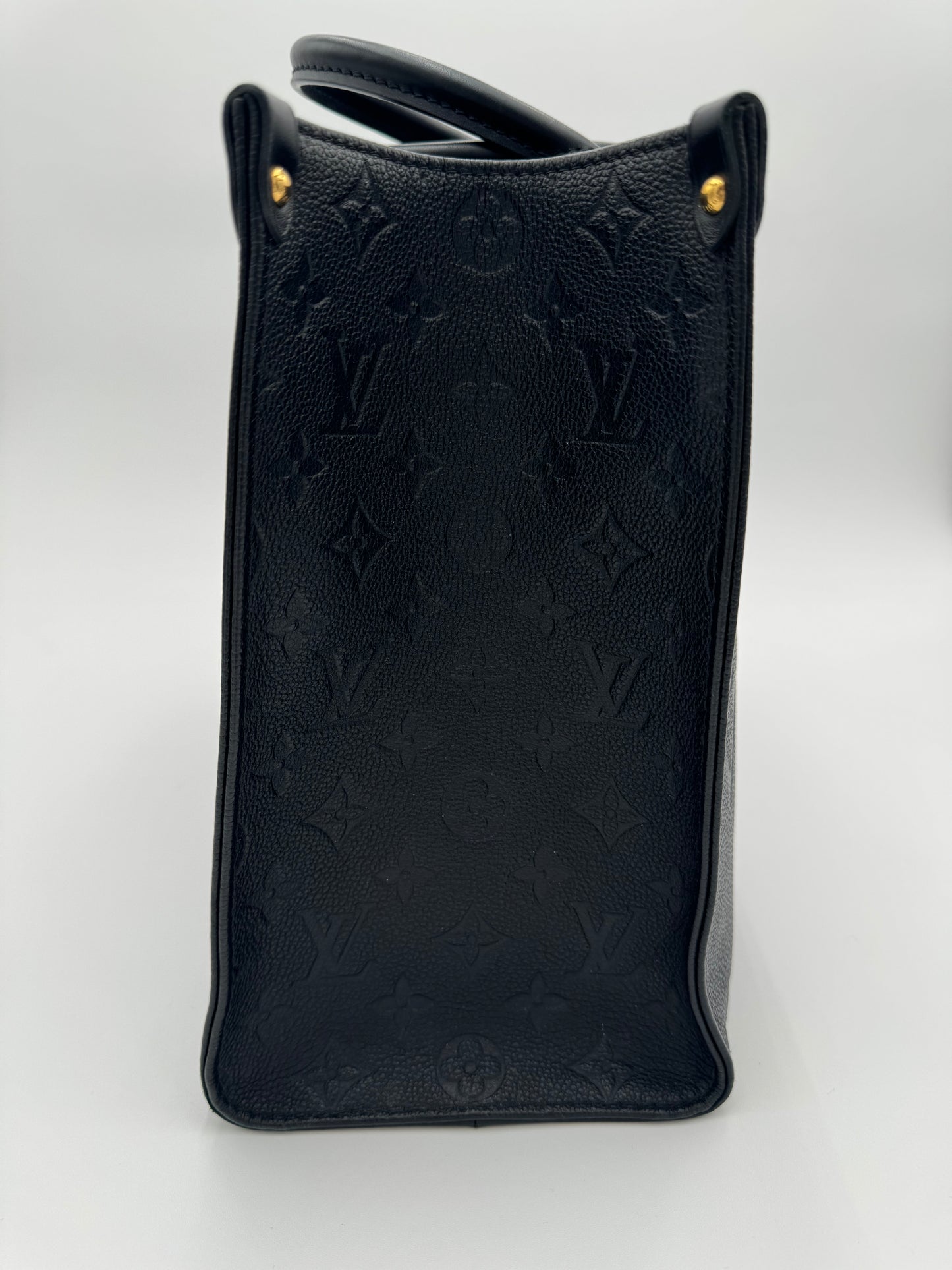 LOUIS VUITTON BLACK ON THE GO MM