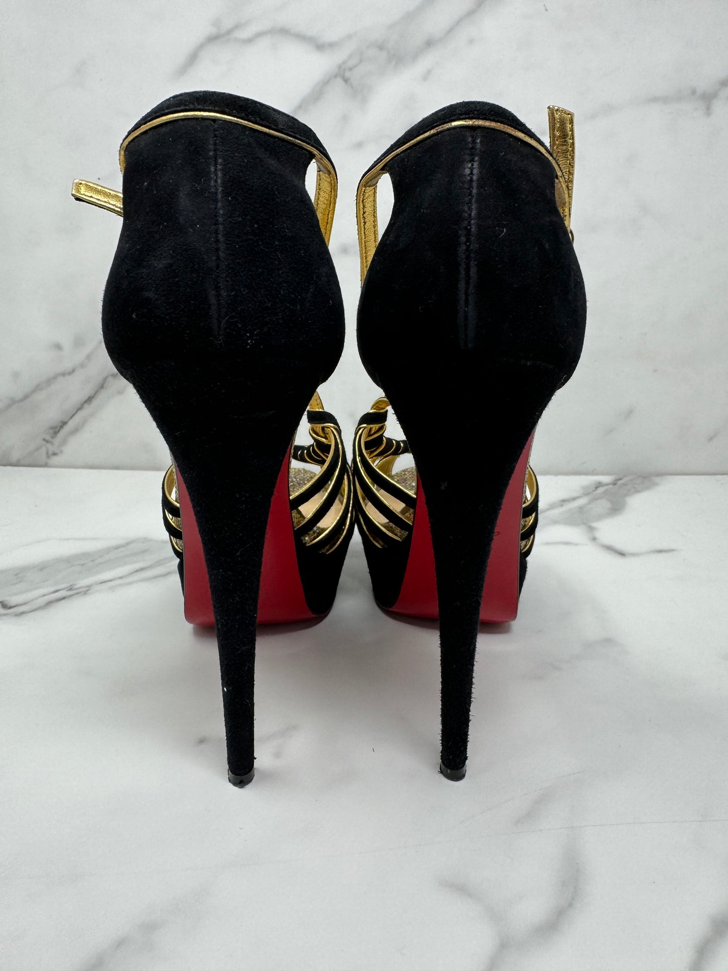 CHRISTIAN LOUBOUTIN HEELS SIZE 9.5