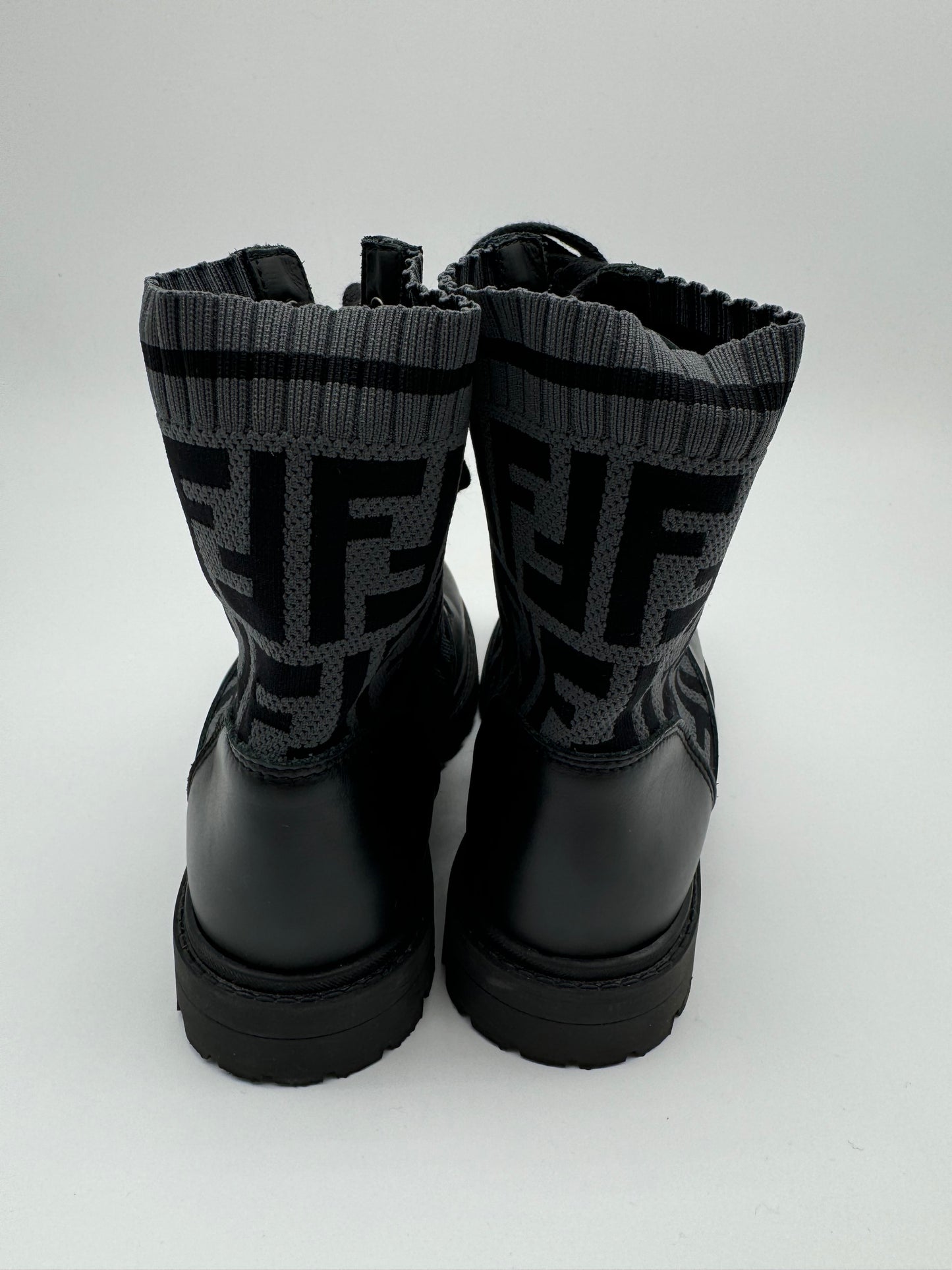 GIRLS FENDI BOOTS (KIDS SIZE 2)