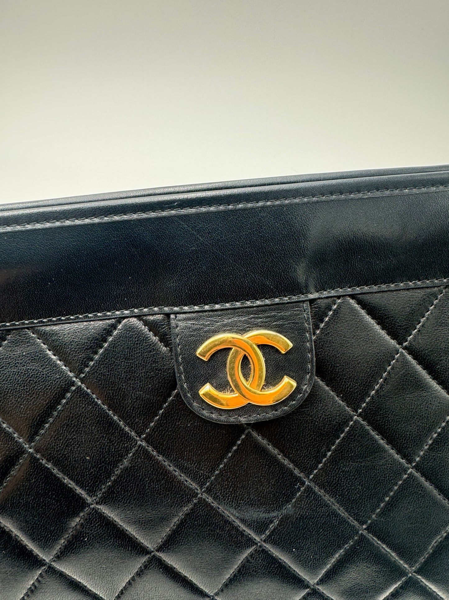 CHANEL CLUTCH