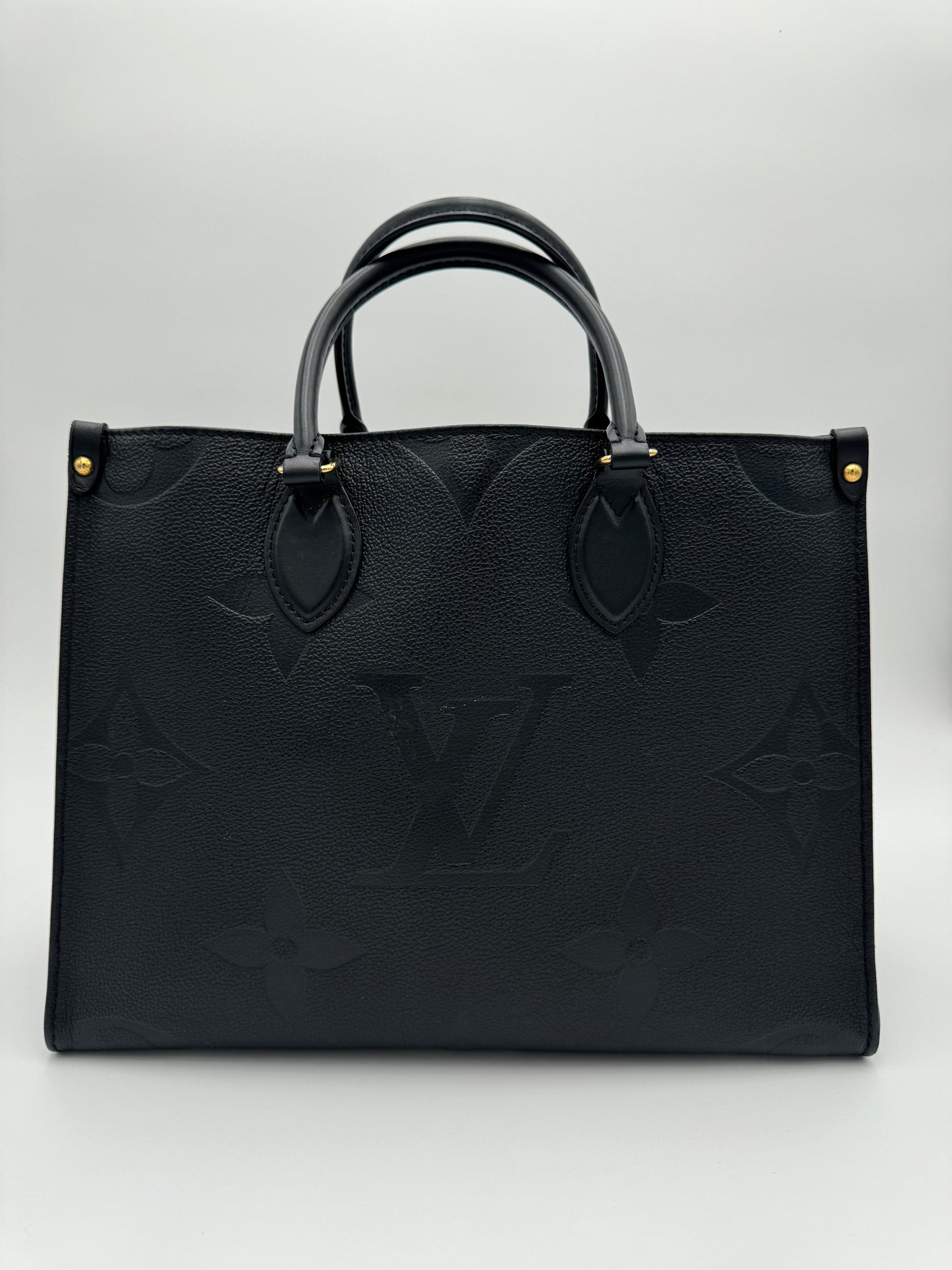 LOUIS VUITTON BLACK ON THE GO MM