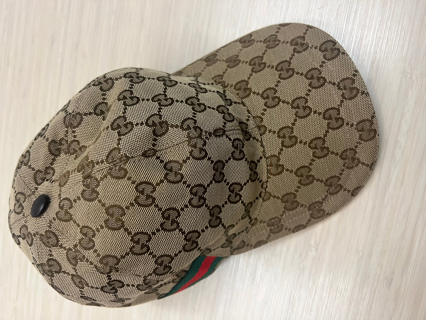 PRELOVED GUCCI HAT