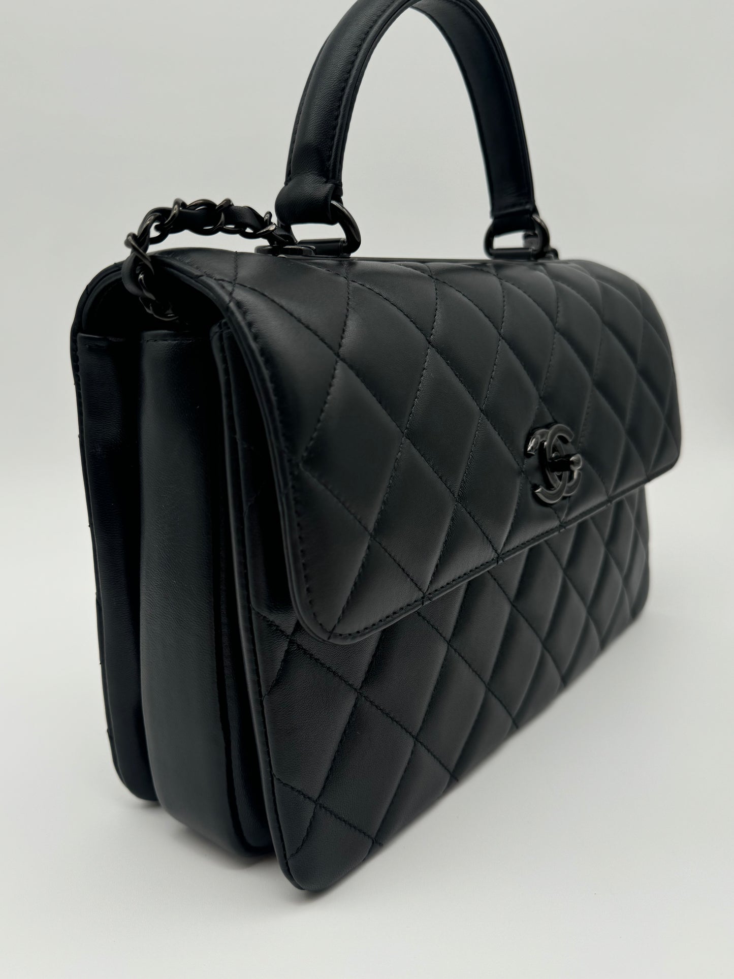 CHANEL Lambskin Quilted Medium Trendy CC Flap Dual Handle Bag So Black