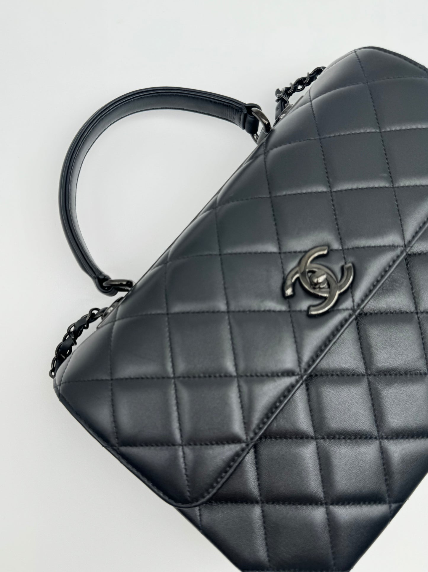 CHANEL Lambskin Quilted Medium Trendy CC Flap Dual Handle Bag So Black