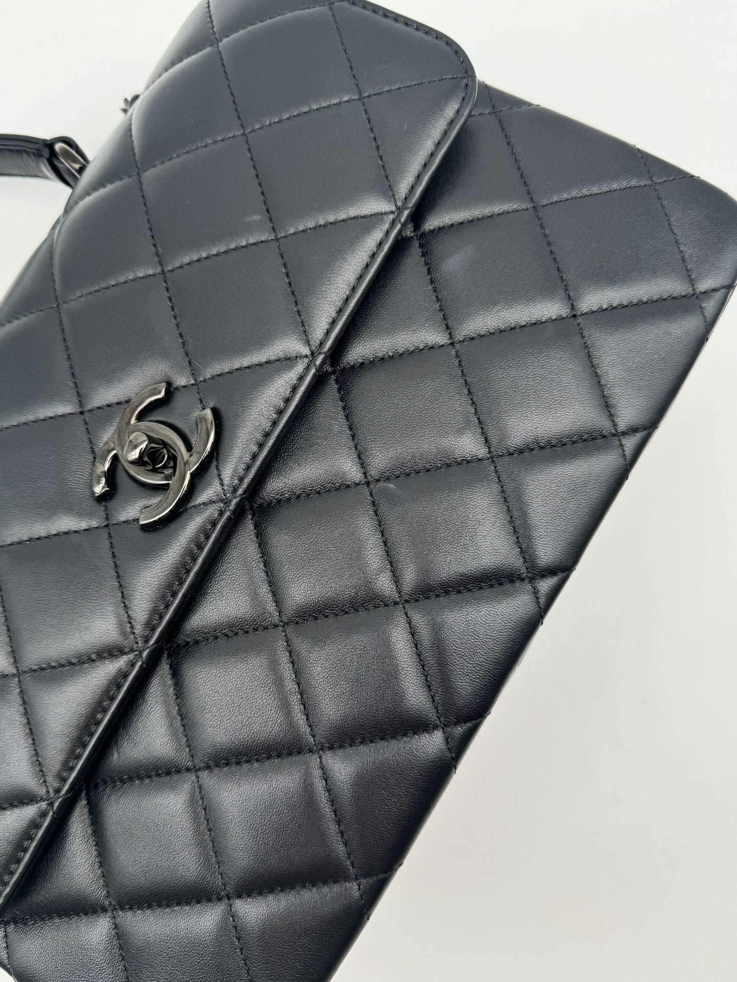 CHANEL Lambskin Quilted Medium Trendy CC Flap Dual Handle Bag So Black