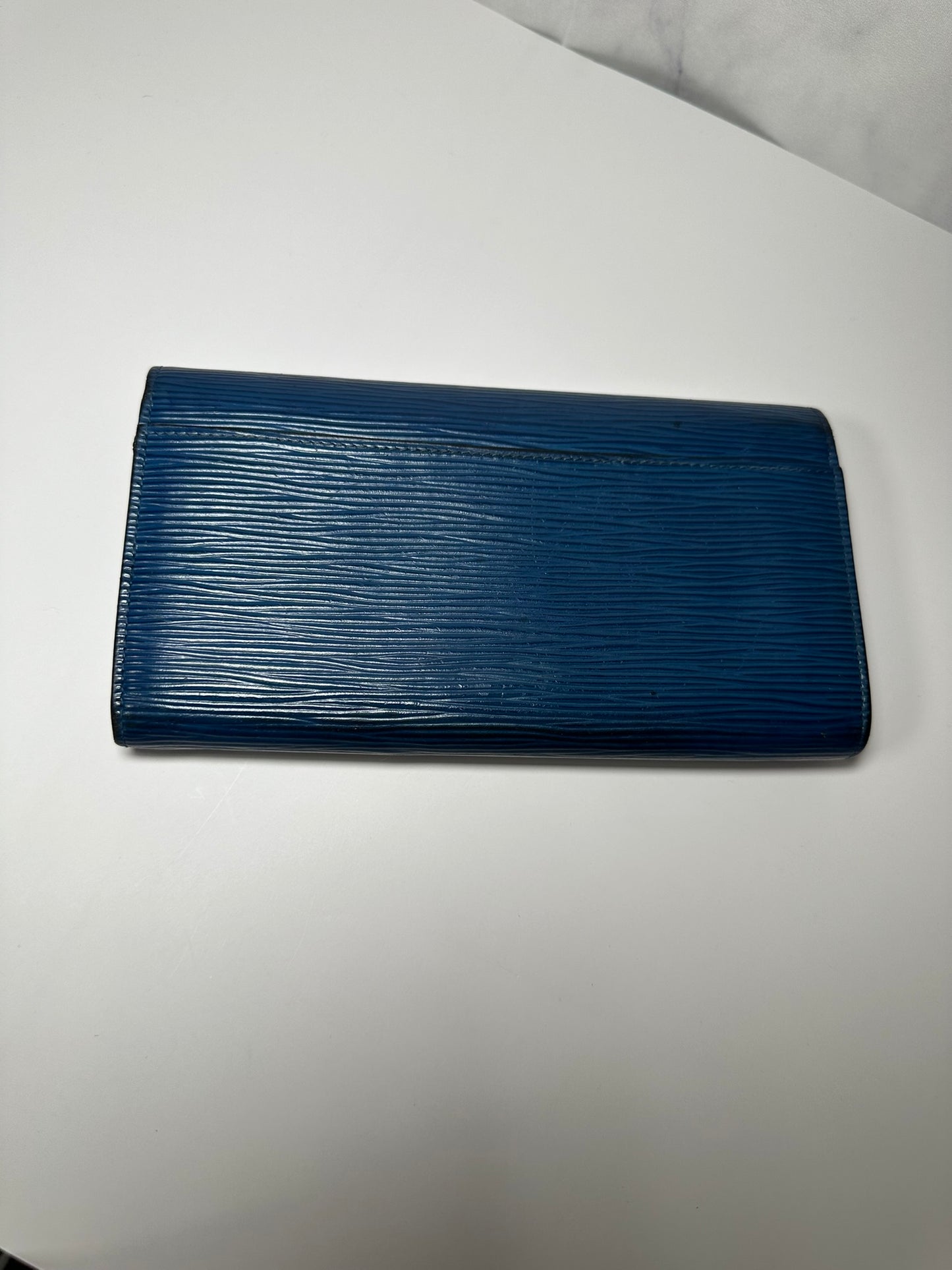 LOUIS VUITTON EPI SARAH WALLET