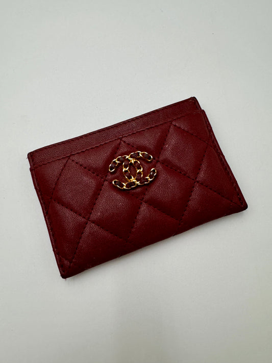 CHANEL RED CAIVER LEATHER CARD HOLDER