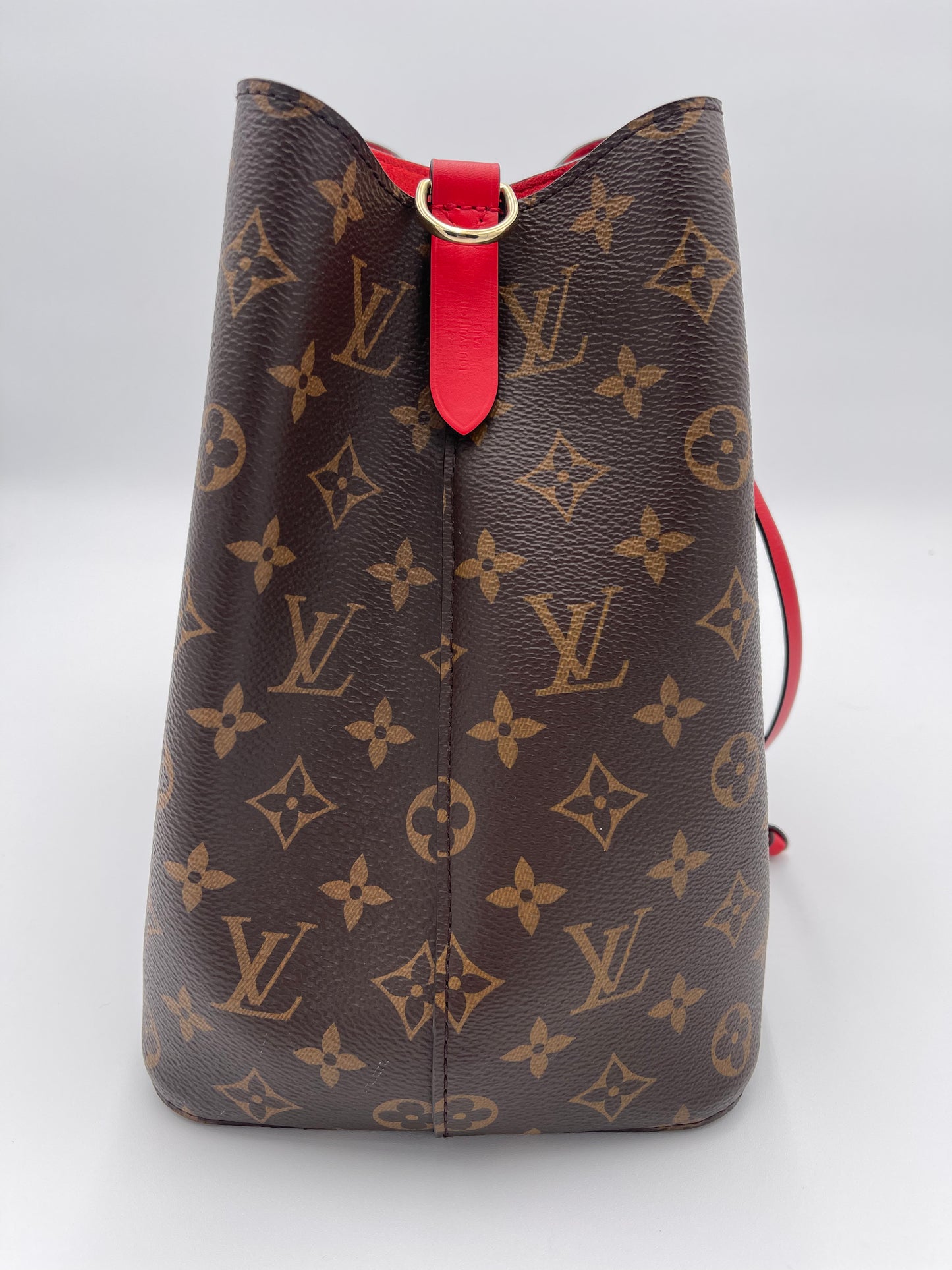 LOUIS VUITTON NEONOE RED