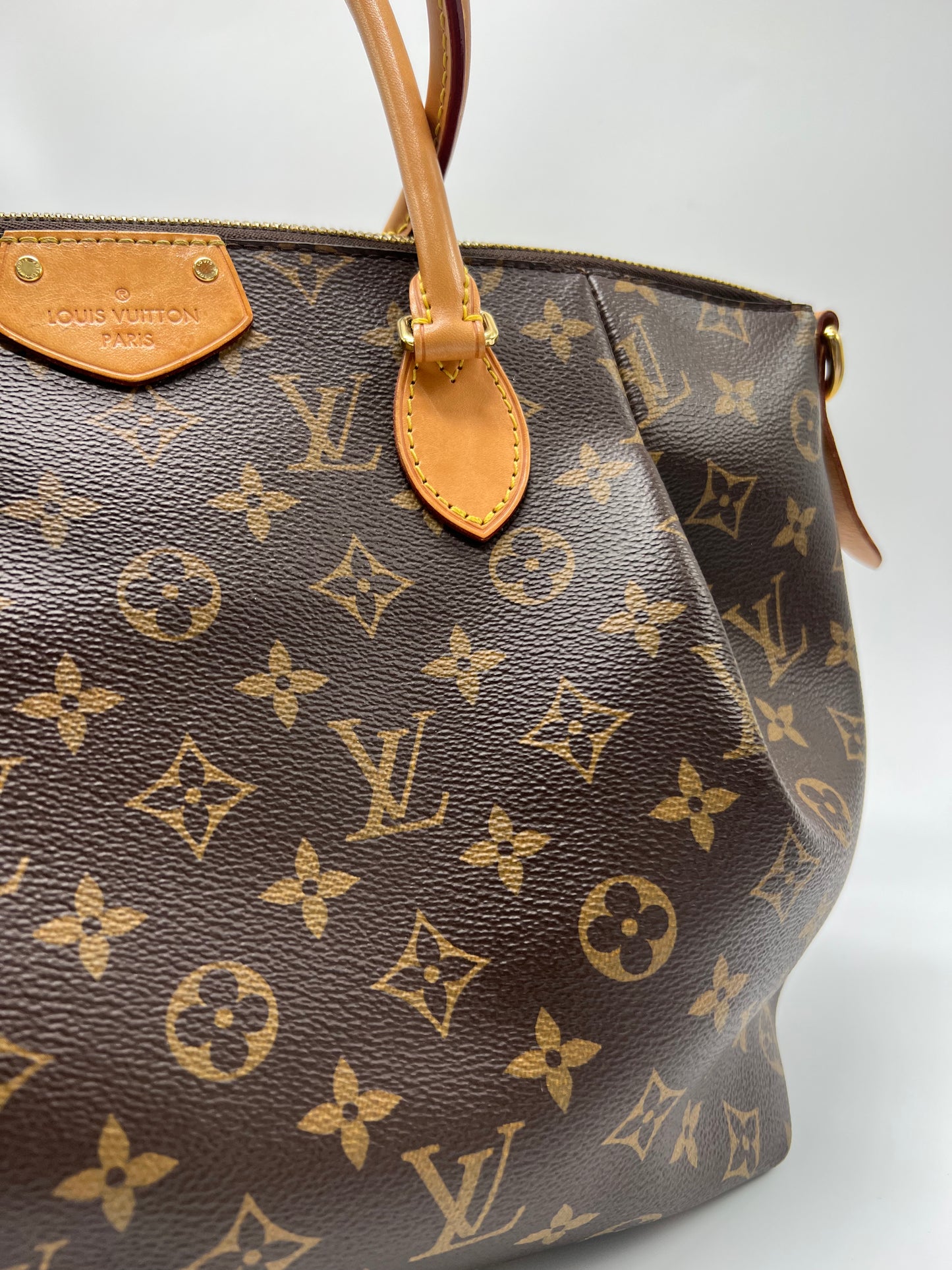 LOUIS VUITTON TURENNE MM MONOGRAM