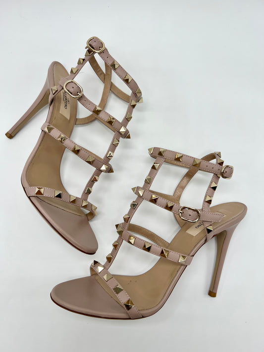 VALENTINO STUDDED HEELS SIZE 9