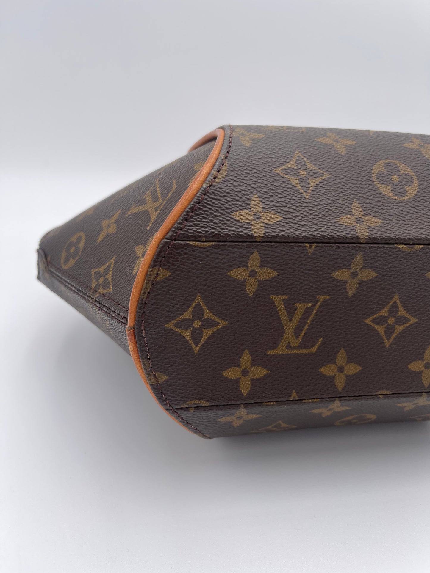 LOUIS VUITTON VINTAGE ECLIPSE BAG