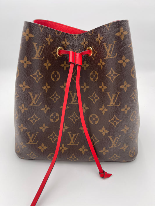 LOUIS VUITTON NEONOE RED