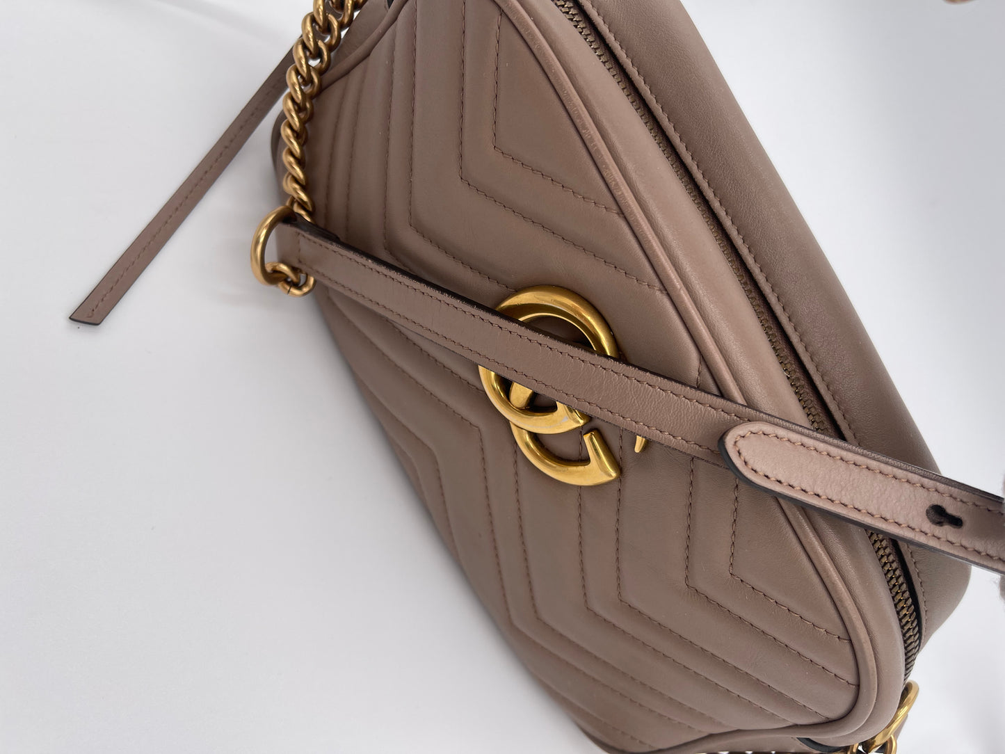 GUCCI MARMONT CALFSKIN CROSSBODY (ROSE)