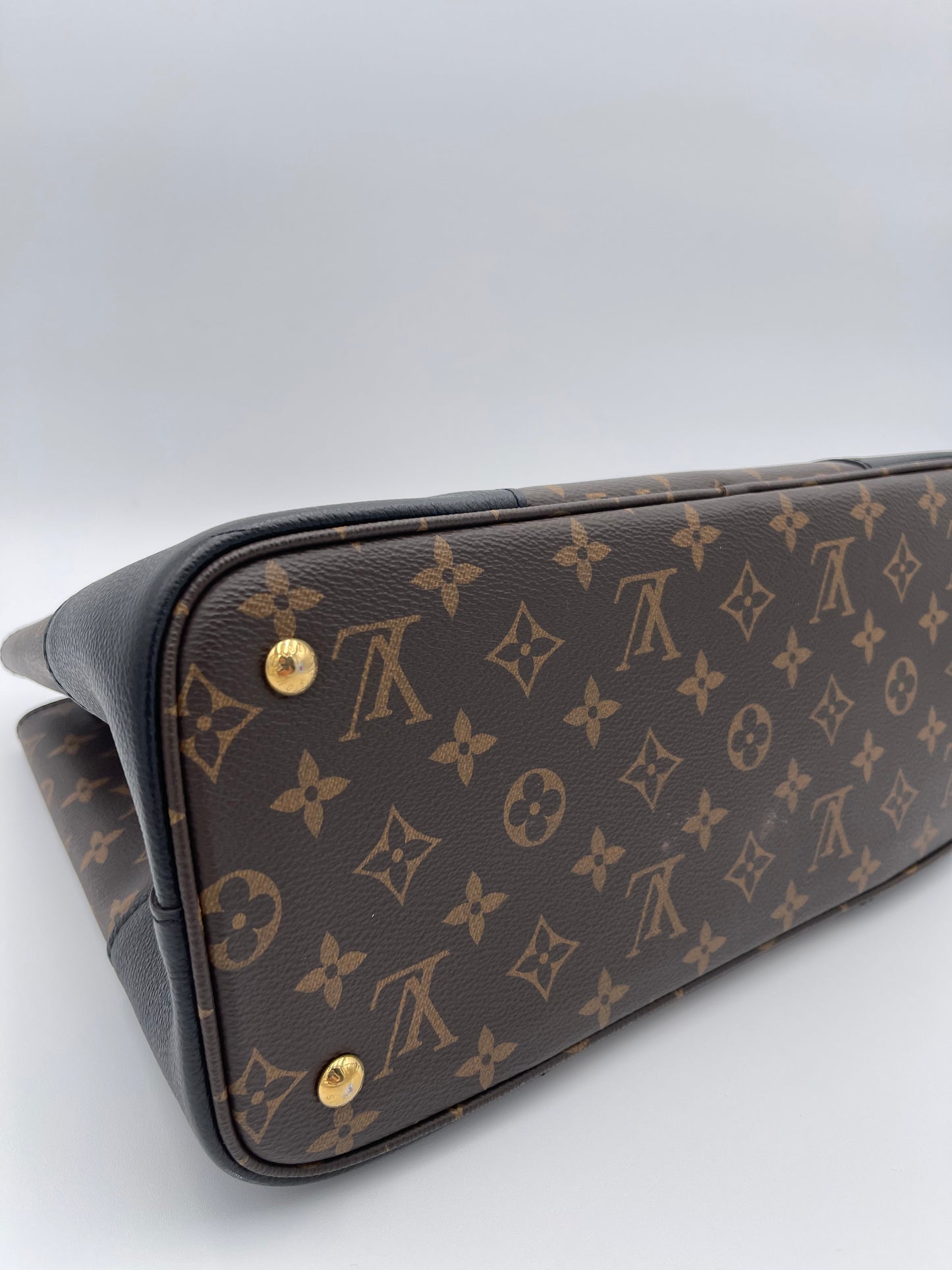 LOUIS VUITTON FLANDRIN NOIR