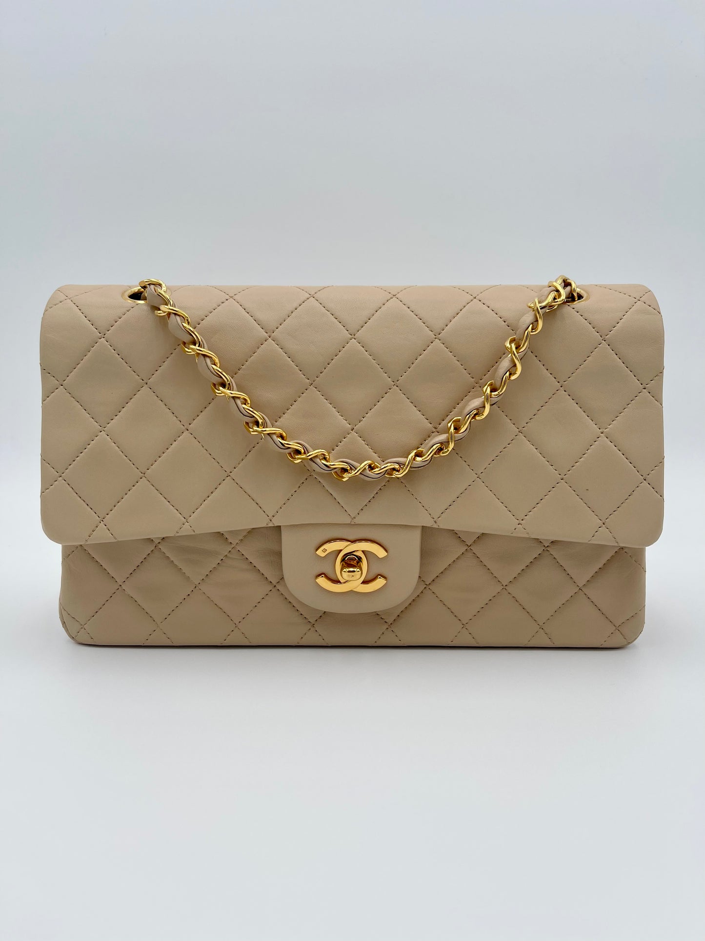 VINTAGE CHANEL BIEGE QUILTED LAMBSKIN DOUBLE FLAP