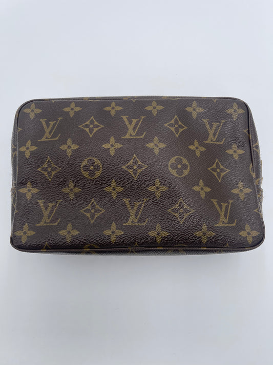 LOUIS VUITTON TROUSSE TOILETRY